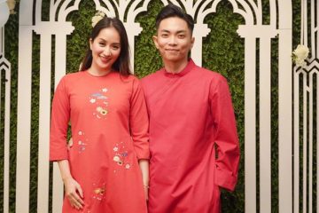 Mới đầu năm, vợ chồng Khánh Thi – Phan Hiển đã diện áo đôi xì tin đi du lịch biển