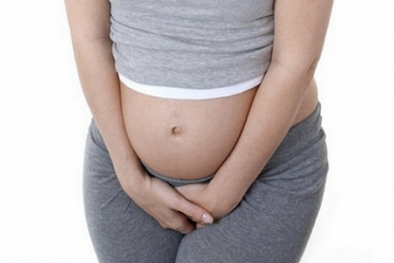 Chớ coi thường khí hư ra nhiều kèm mùi hôi khi mang thai kẻo hối không kịp!